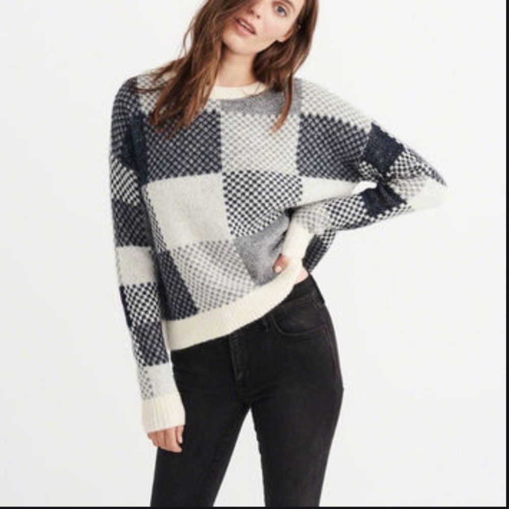 Abercrombie & Fitch Plaid Crew Sweater